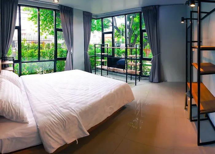 Bed Garden 26 Hostel กรุงเทพมหานคร