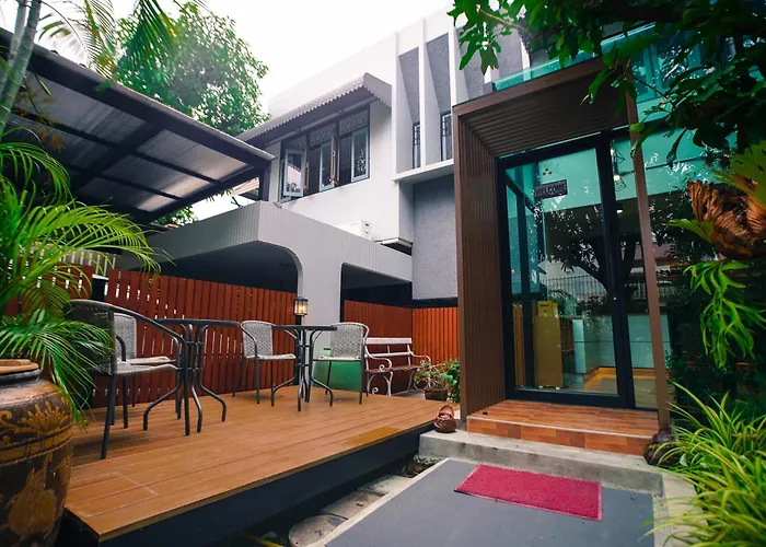 Bed Garden 26 Hostel กรุงเทพมหานคร