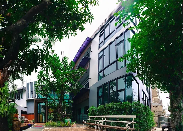 Bed Garden 26 Hostel กรุงเทพมหานคร